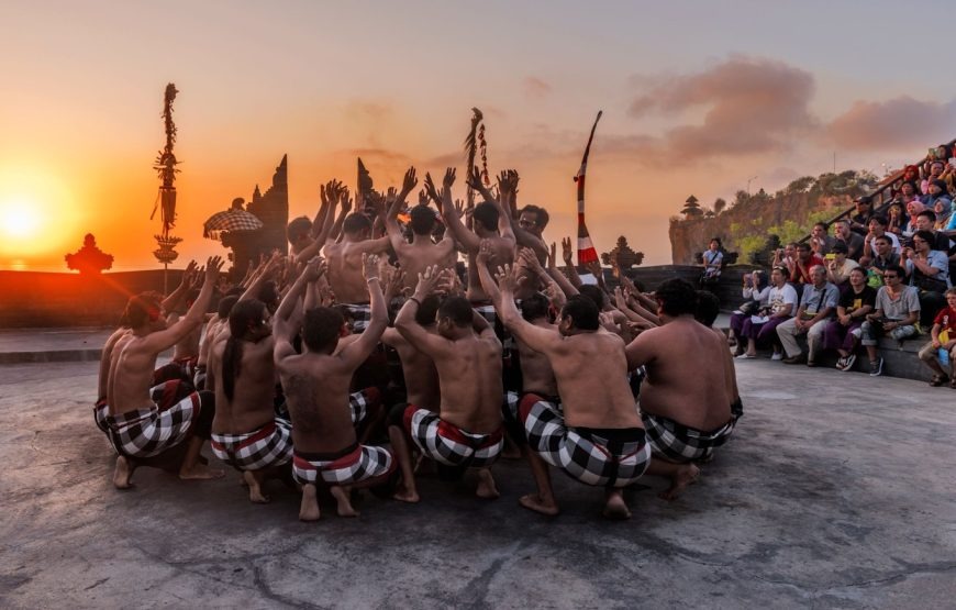 Uluwatu-Kecak-Fire-Dance-4-870x5